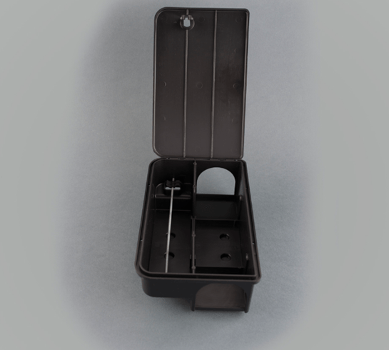Compact mouse and rat bait box with key access Nine Guard Lebanon