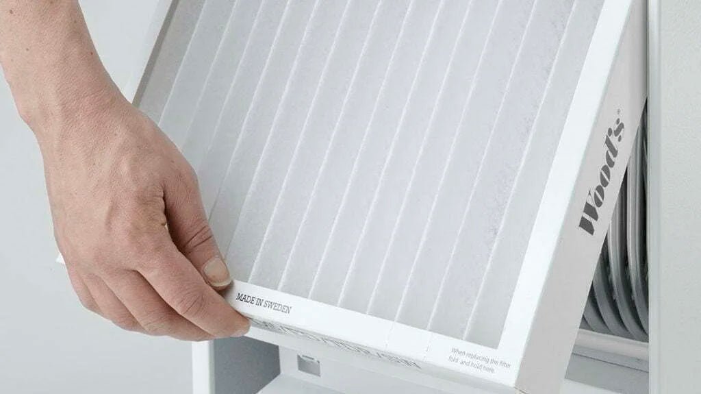 Wood’s eco-smart dehumidifier i-EcoDefrost technology Swedish design